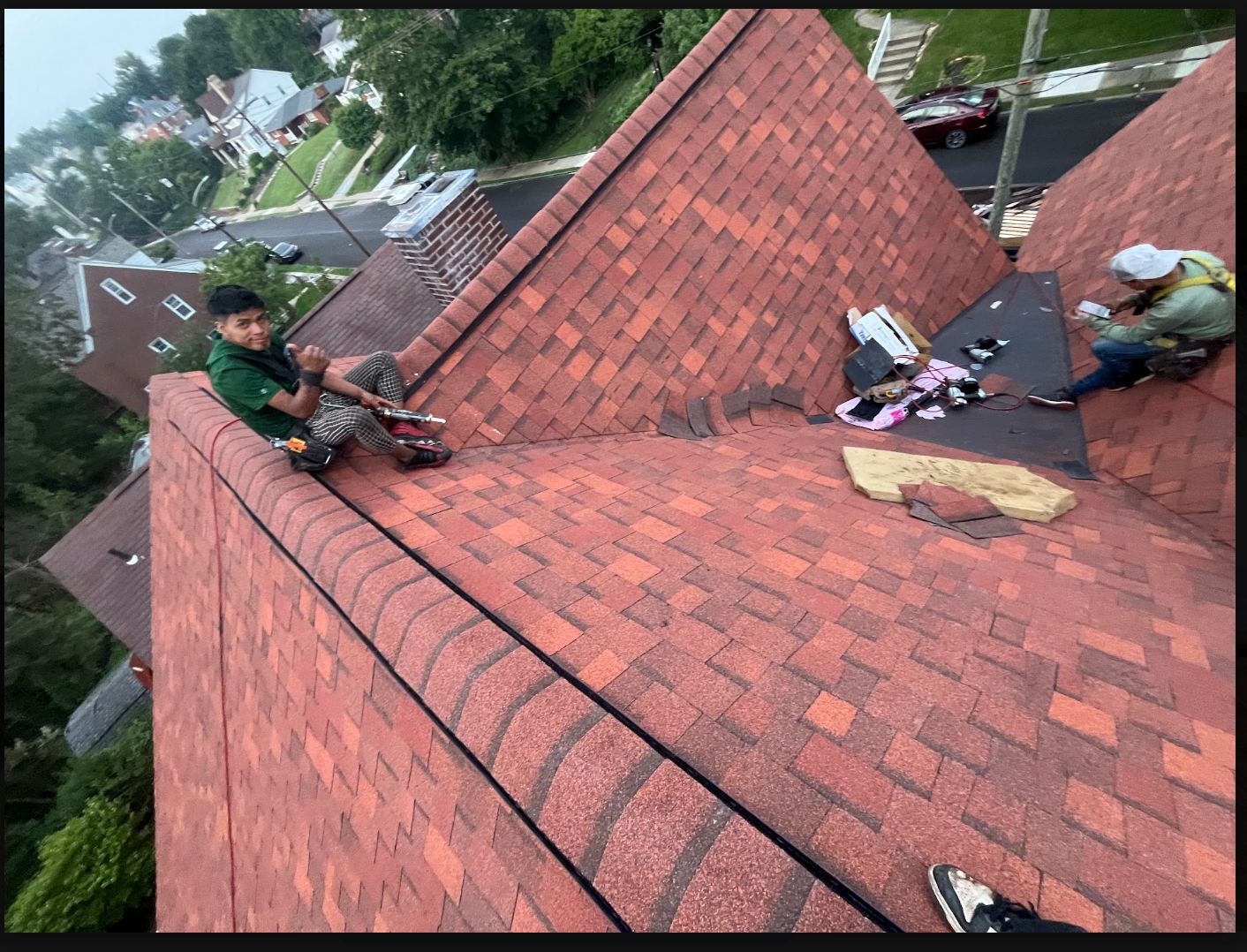 Roofing: In Progress & Completed project photo