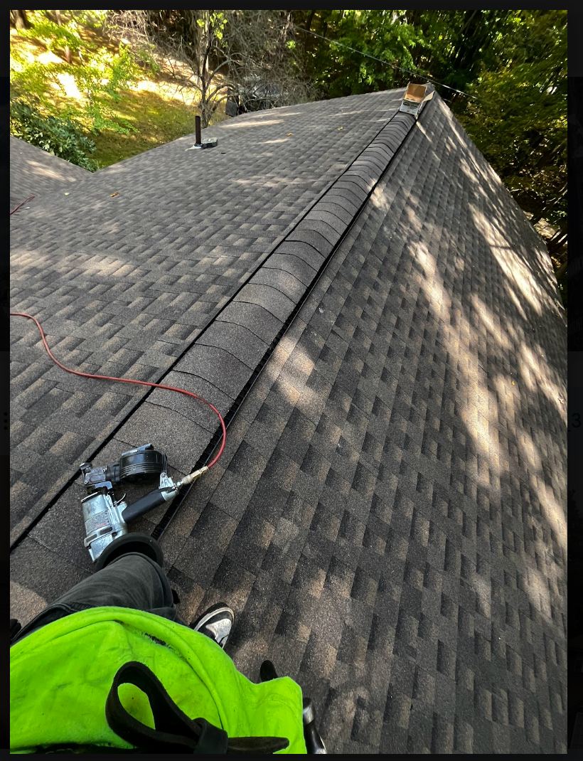Roofing: In Progress & Completed project photo