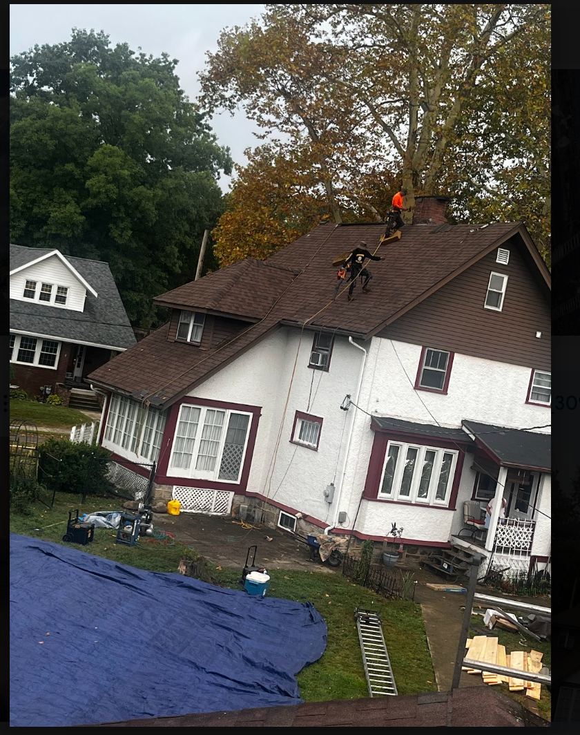 Roofing: In Progress & Completed project photo