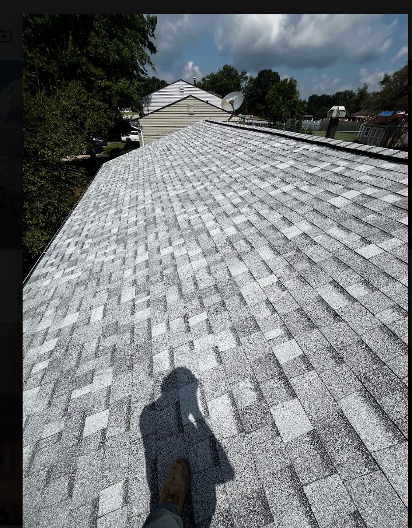 Roofing: In Progress & Completed project photo
